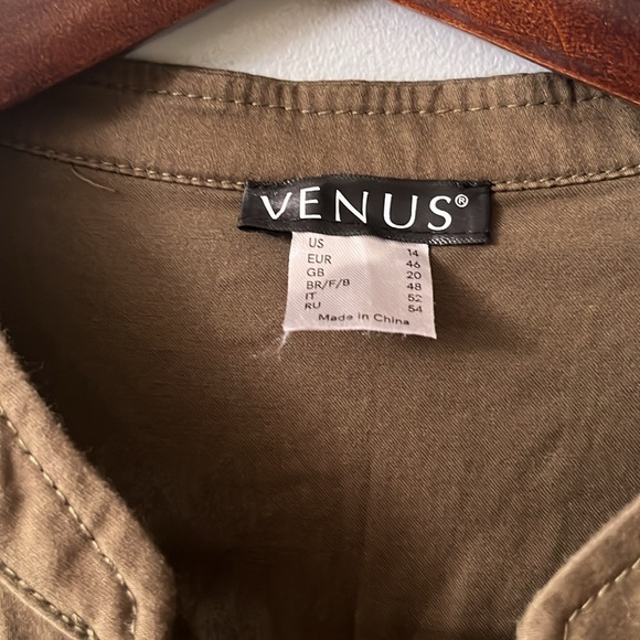 Venus Green Jumpsuit with Gold buttons - Picture 4 of 11